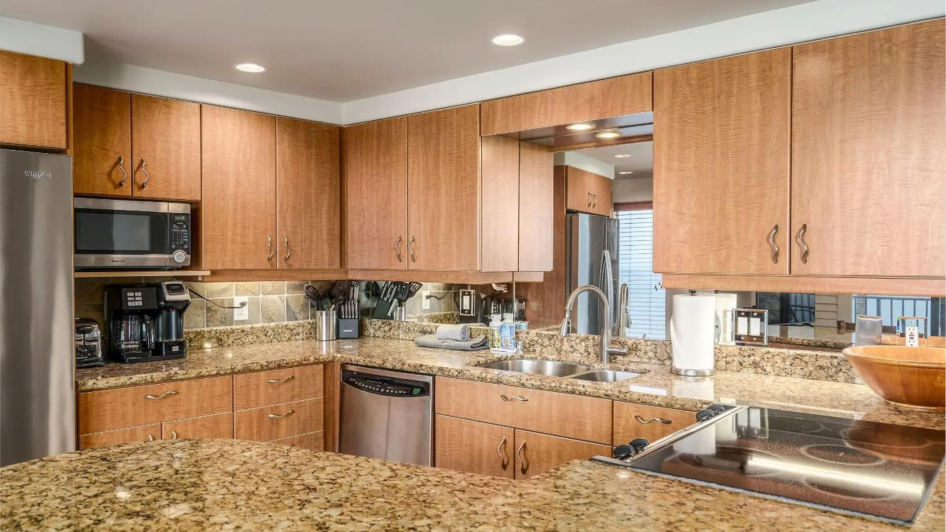 Kihei Beach 606 - Direct Ocean Front, Central Ac! United States
