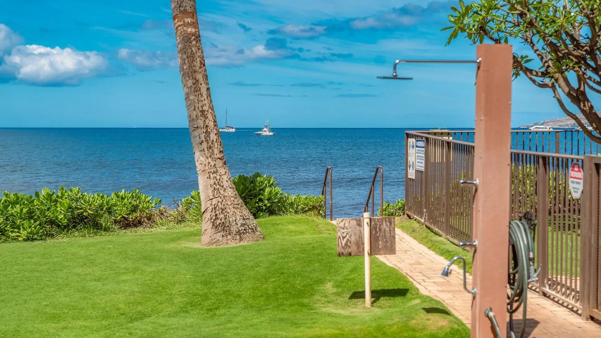 Kihei Beach 606 - Direct Ocean Front, Central Ac! 0*,